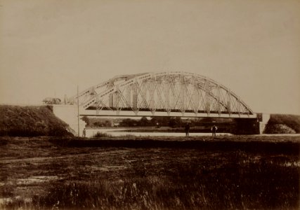 Raudteesild üle Jugla jõe - Railway bridge over the Jugla River (12810063773)