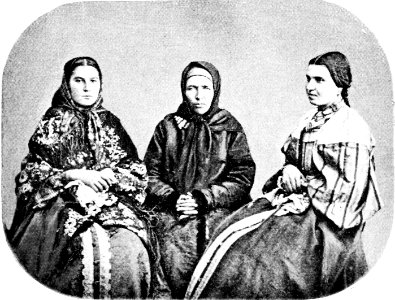 PSM V43 D789 Three generations of ural cossack women