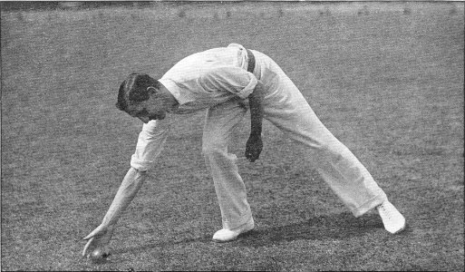 Ranji 1897 page 033 Mordaunt picking up a ball running