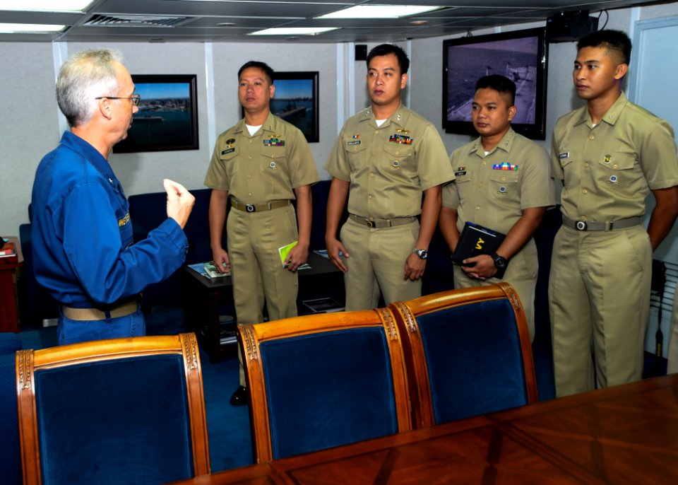 Rear Adm. Hugh Wetherald meets with Philippine navy officers during PHIBLEX 15 141002-N-NZ935-010