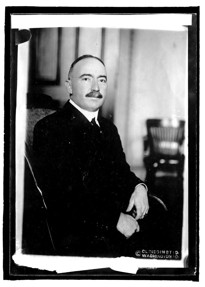 Rear Adm'l Strauss LCCN2016821657