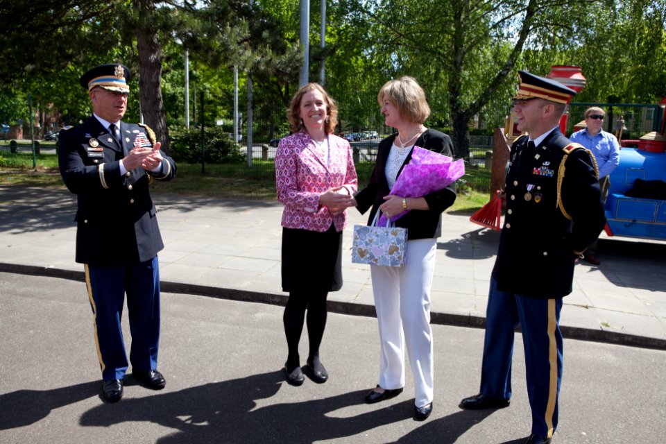 Reception in Honor of Armed Forces Day IMG 9807 (14012458900)