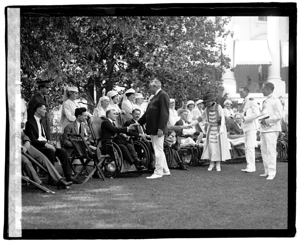 Reception to disabled vets LOC npcc.06470