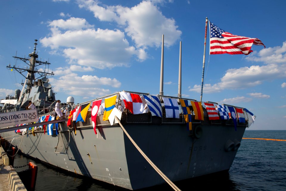Reception with Ambassador Pyatt Aboard USS ROSS, July 24, 2016 (27966386664)