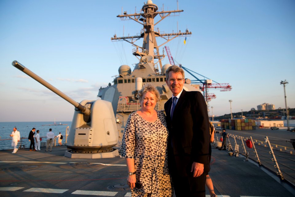 Reception with Ambassador Pyatt Aboard USS ROSS, July 24, 2016 (28477177492)