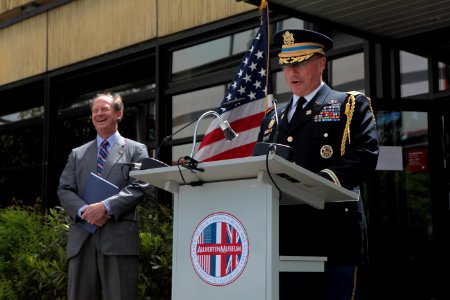 Reception in Honor of Armed Forces Day IMG 9897 (14198953804)