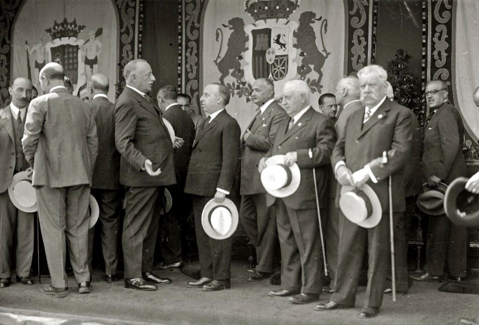 Recibimiento al general Miguel Primo de Rivera en el Ayuntamiento de San Sebastián (3 de 6) - Fondo Car-Kutxa Fototeka