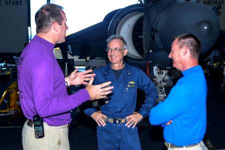 Rear Adm. Hugh Wetherald tours USS Peleliu 140926-N-NZ935-058