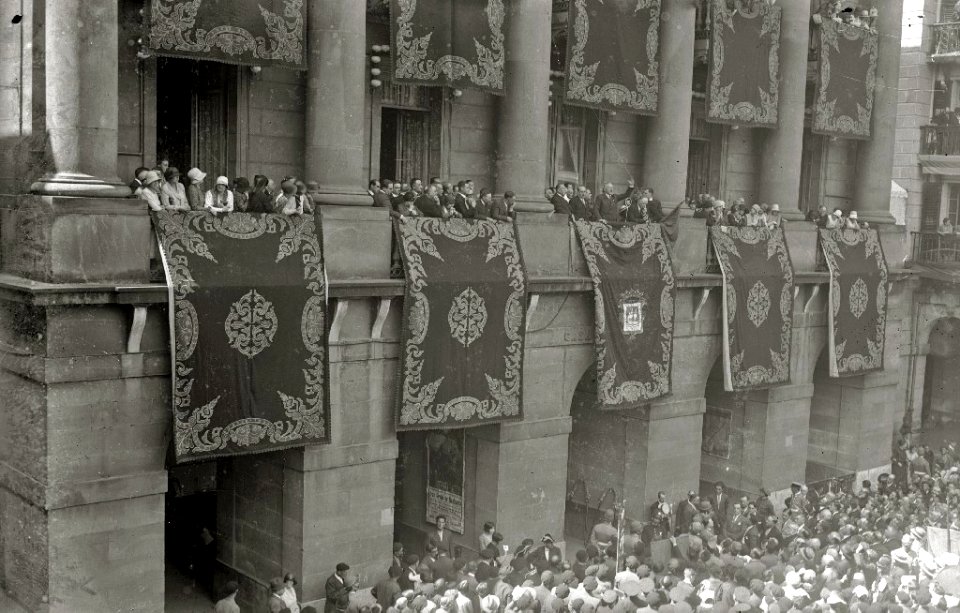 Recibimiento al general Miguel Primo de Rivera en el Ayuntamiento de San Sebastián (5 de 6) - Fondo Car-Kutxa Fototeka