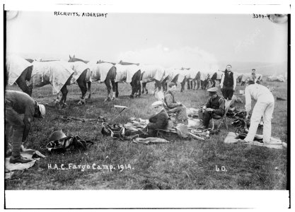 Recruits, Aldershot, H.A.C. Fargo Camp. 1914 LCCN2014698564