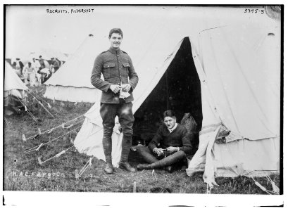 Recruits, Aldershot, H.A.C. Fargo Camp. 1914 LCCN2014698575