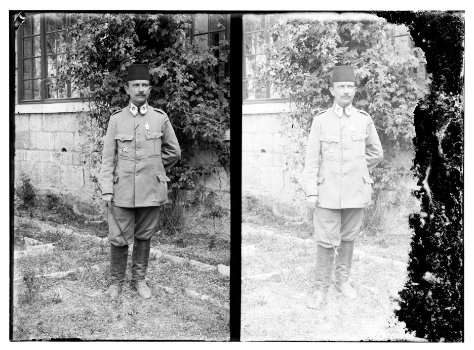 Red Cresc. (i.e., Crescent) Officer LOC matpc.08174