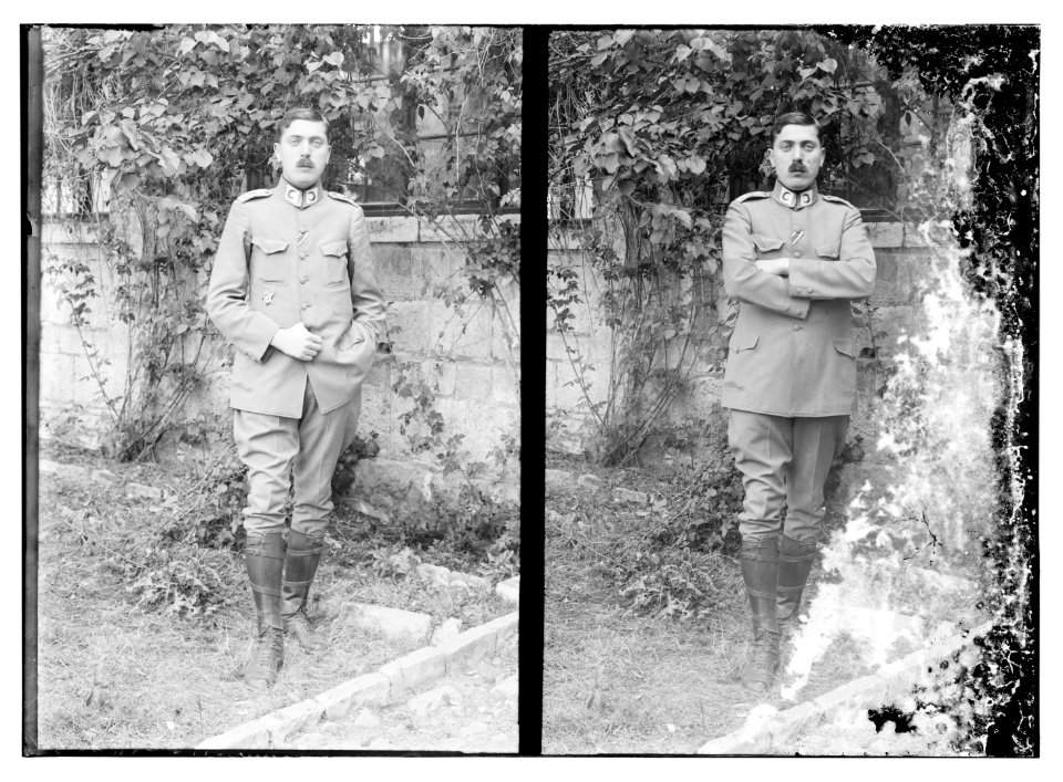 Red Cresc. off. (i.e., Red Crescent officer) LOC matpc.08148