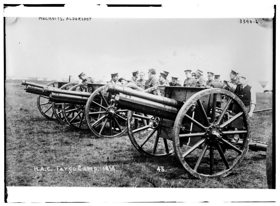 Recruits, Aldershot, H.A.C. Fargo Camp. 1914 LCCN2014698561