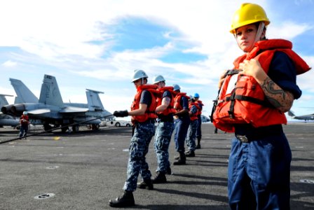 Reagan replenishment at sea 140713-N-ZZ999-516