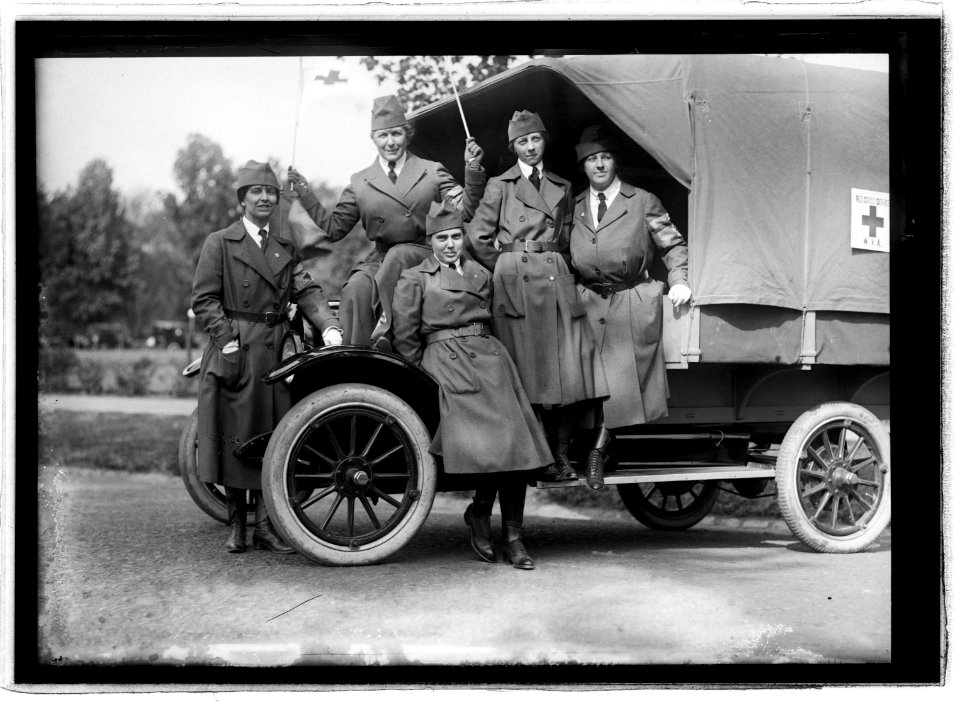 Red Cross dedication, May 13, 1917 LCCN2016851106