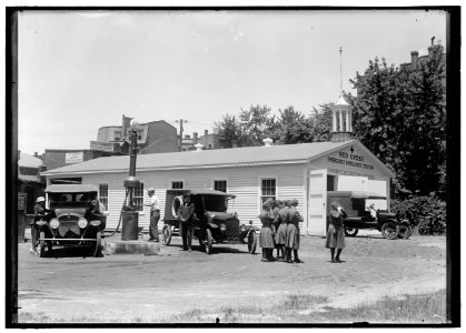 RED CROSS EMERGENCY AMBULANCE STATION GARAGE, 16TH STREET, D.C. LCCN2016869395