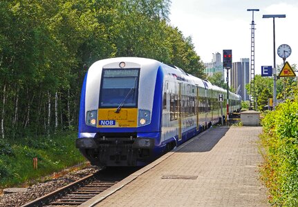Platform westerland - hamburg-altona rail traffic photo