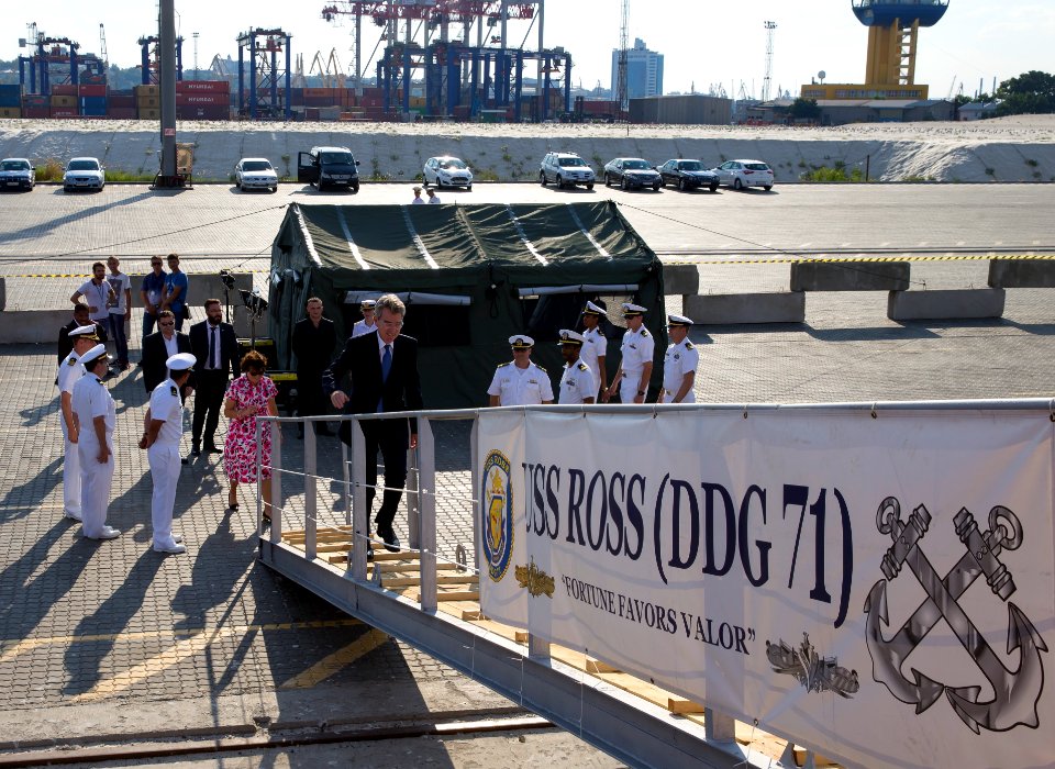 Reception with Ambassador Pyatt Aboard USS ROSS, July 24, 2016 (28299365710)