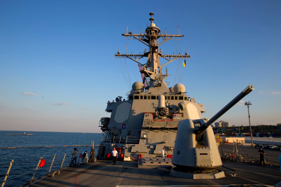 Reception with Ambassador Pyatt Aboard USS ROSS, July 24, 2016 (28505379231)