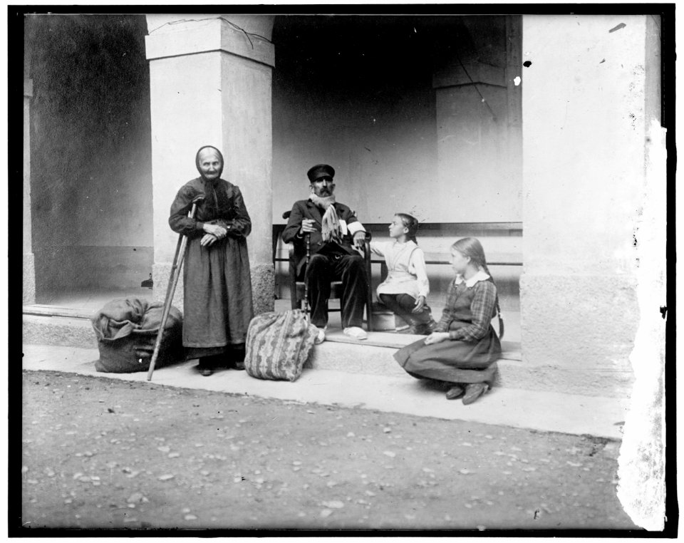 Red Cross LOC hec.14005