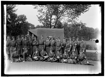 RED CROSS, AMERICAN. DEDICATION OF BUILDING. NURSES PARADE AND MOTOR CORPS LCCN2016867741