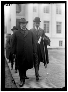 RED CROSS, AMERICAN. WILLIAM H. TAFT AND CHARLES D. NORTON LEAVING RED CROSS BUILDING LCCN2016867818