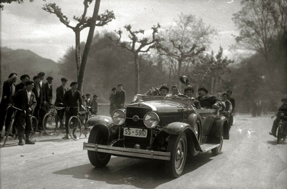 Recibimiento a Paulino Uzcudun (3 de 14) - Fondo Car-Kutxa Fototeka