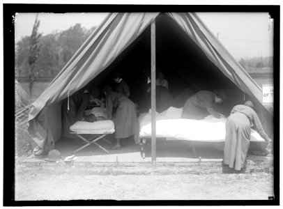 RED CROSS, AMERICAN. WOMEN'S NATIONAL SERVICE SCHOOL; RED CROSS INSTRUCTIONS IN CARE OF SICK. DIET KITCHEN LCCN2016867349