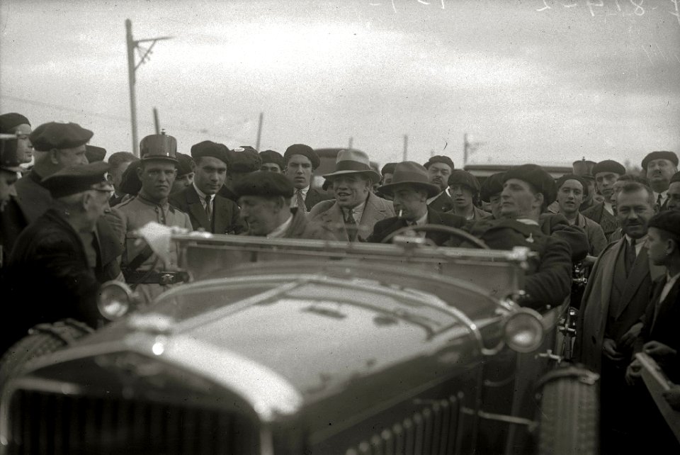 Recibimiento a Paulino Uzcudun (7 de 14) - Fondo Car-Kutxa Fototeka