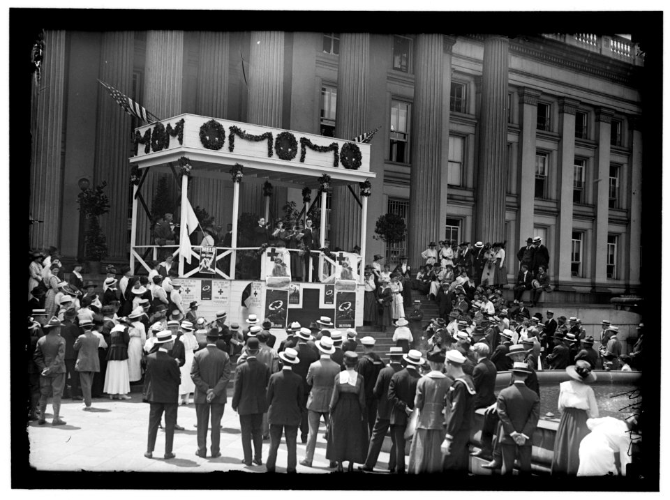 RED CROSS. SCENES IN DRIVE LCCN2016869221