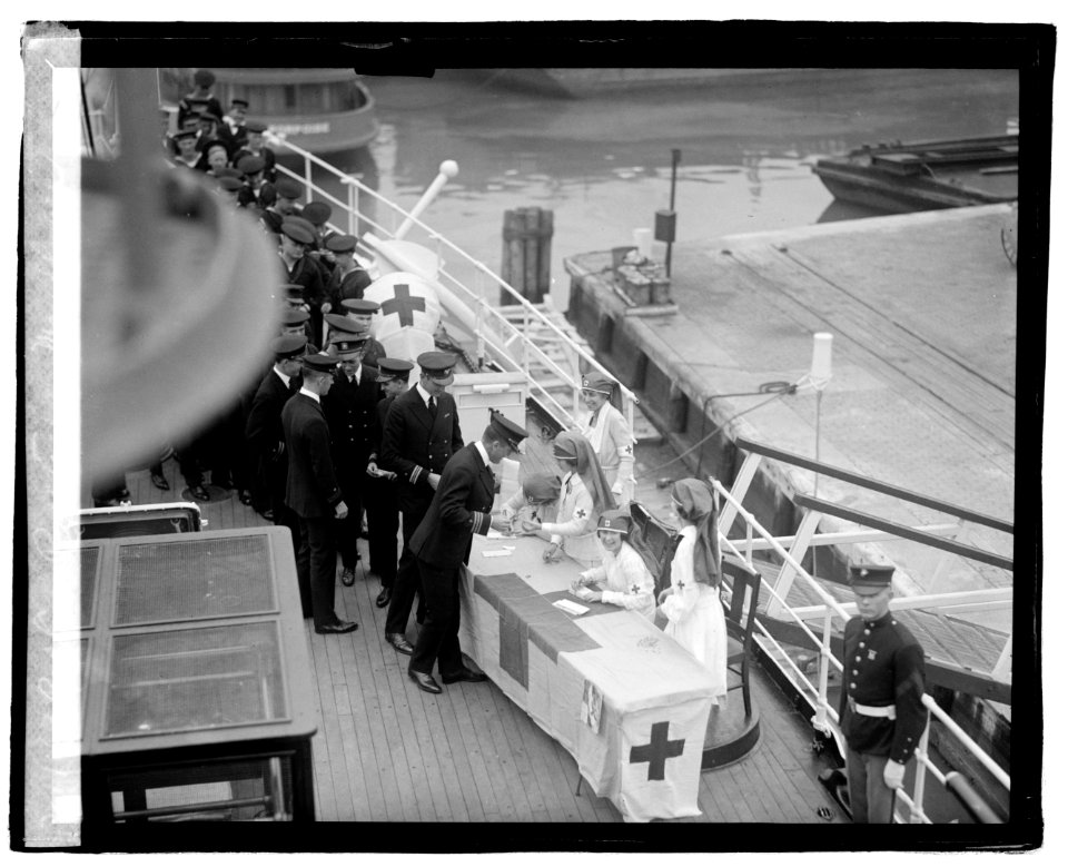 Red Cross roll call on May Flower, (11-4-22) LOC npcc.07303