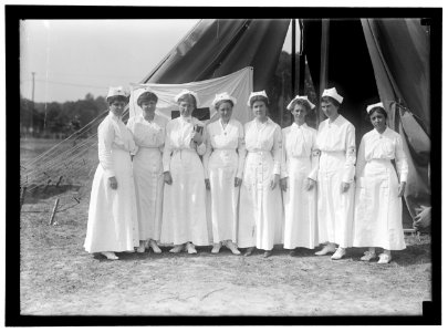 RED CROSS, AMERICAN. WOMEN'S NATIONAL SERVICE SCHOOL; RED CROSS INSTRUCTIONS IN CARE OF SICK. NURSES LCCN2016867003