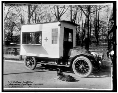 Red Cross- Mrs. Willard Matthews, Chairman Canteen Committee, Scranton, Penna. LOC hec.13944