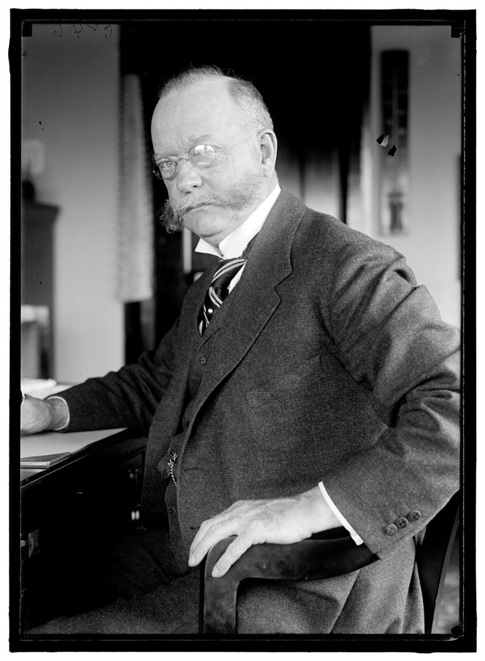 REDFIELD, WILLIAM COX. REP. FROM NEW YORK, 1911-1913; SEC. OF COMMERCE, 1913-1919 LCCN2016870403