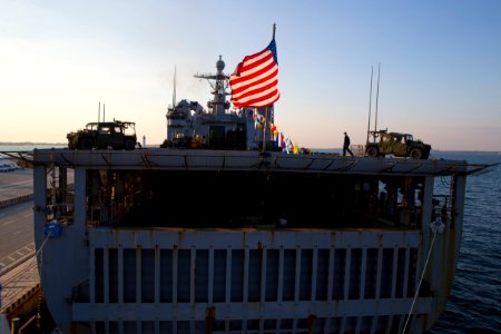 Reception with Ambassador Pyatt Aboard USS ROSS, July 24, 2016 (28583754885)