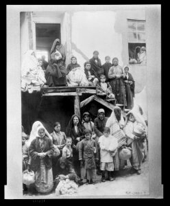 Refugees waiting for work at Marsavan (i.e. Marsovan) LCCN2010650524