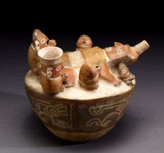 Recuay - Fertility Scene Vessel - Walters 482825 - Side