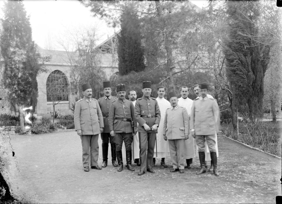 Red Crescent LOC matpc.08160