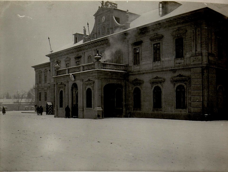 Regierungsgebäude (Konak) in Cetinje. Aufgenommen in Cetinje am 26. Februar 1916. (BildID 15533340)