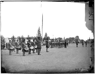 Regiment forming for parade, (guard mount) - NARA - 524697