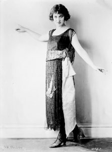 Regina Wallace LCCN2014713453 (cropped)