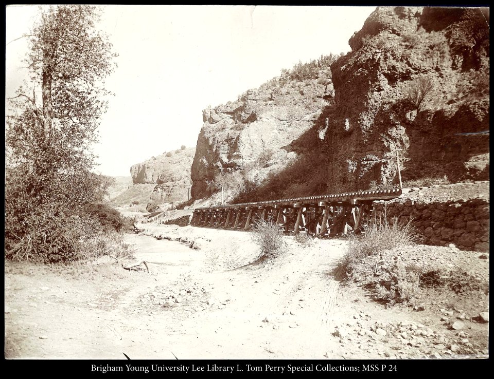 Red Narrows, Spanish Fork Canon Utah D.& R.G.Ry. C.R. Savage, Photo.