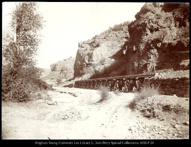 Red Narrows, Spanish Fork Canon Utah D.& R.G.Ry. C.R. Savage, Photo.