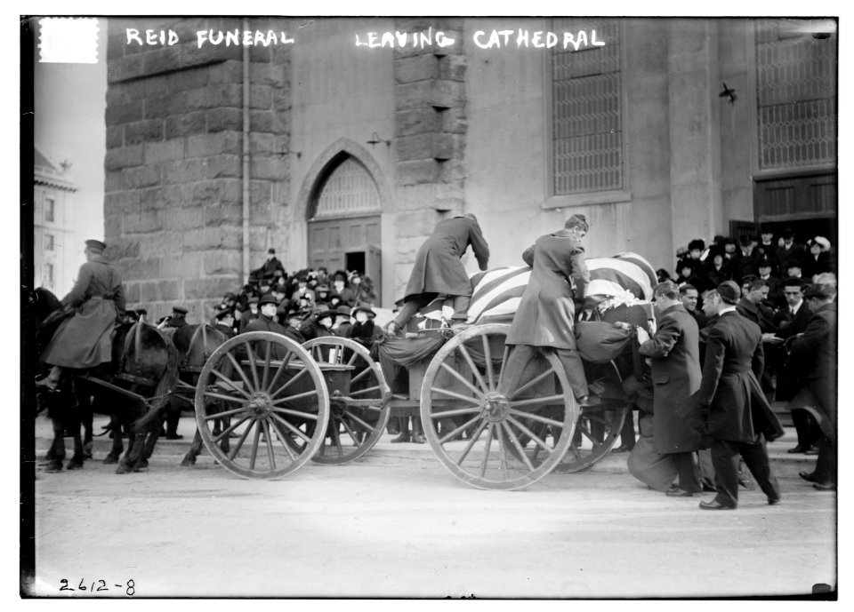 Reid funeral leaving cathedral LCCN2014692303