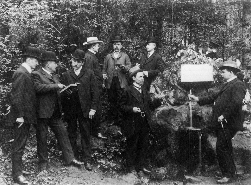 Reiniger Gebbert und Schall Paul Ritzer 1909-10 001