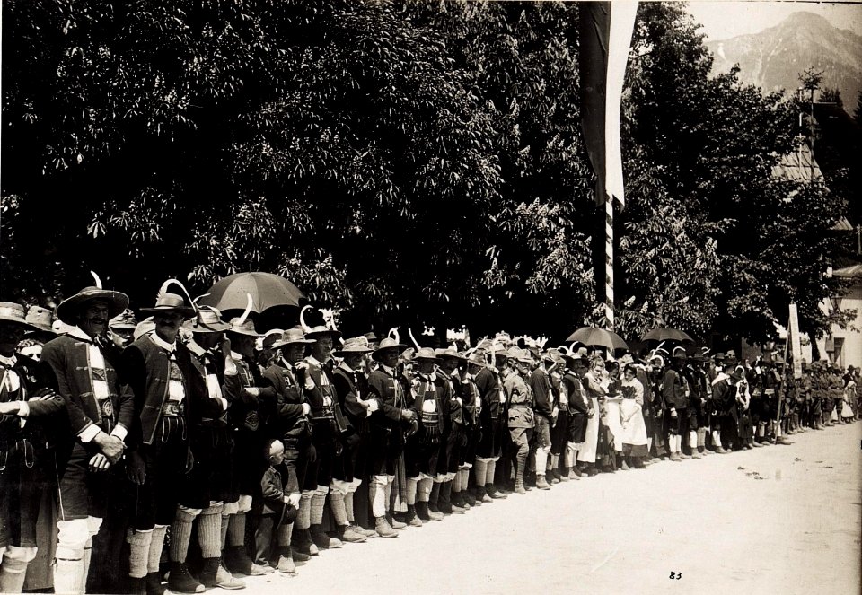 Reise Kaiser Karls I. an die Isonzofront, Istrien, Kärnten und Vorarlberg, in der Zeit vom 1. Juni 1917 bis zum 6.Juni.1917, Ankunft in Hermagor am 4. Juni 1917 (BildID 15565324)