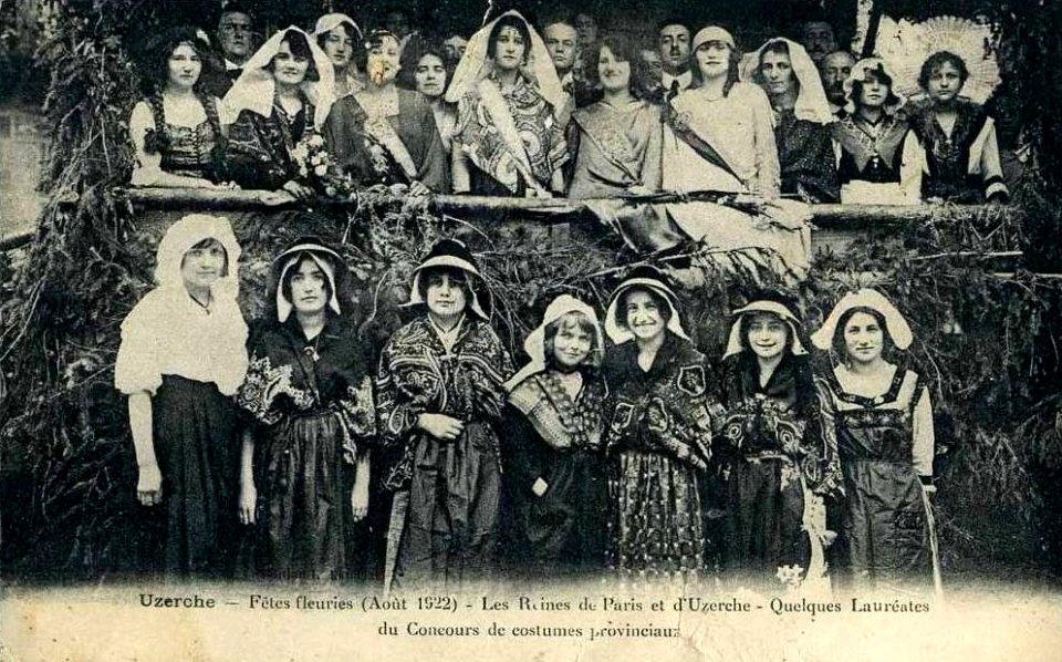 Reines de Paris aux Fêtes fleuries d'août 1922 à Uzerches