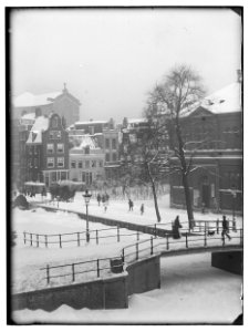 Reguliersgracht 107 (rechts) Jacob Olie (max res)