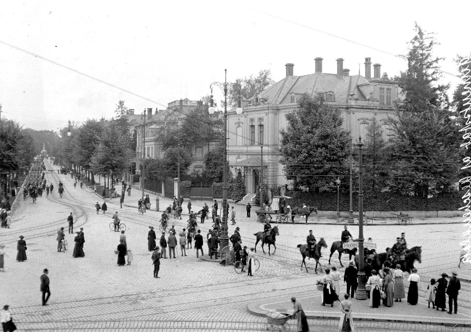 Regimentsstab auf dem Aeschenplatz - CH-BAR - 3237372